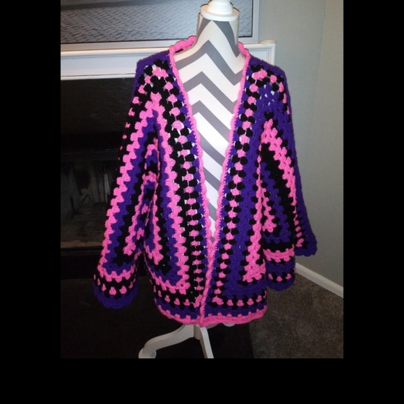 Hexagon cardigan Handemade - Picture 1 of 4